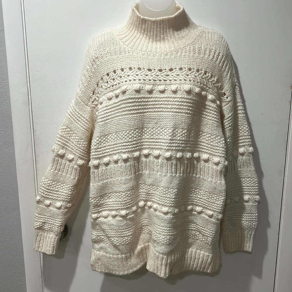 Lou & Grey Oversized Cable Knit Sweater//Cream//SizeM